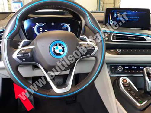 BMW i8 - Dashboard