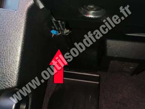 BMW serie 2 F22 - Footrest