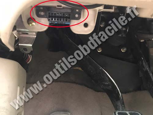 Chery Tigo 3 - OBD connector