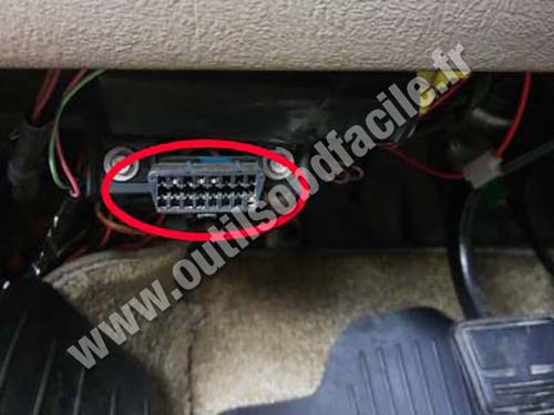 Chevrolet Astro - OBD port