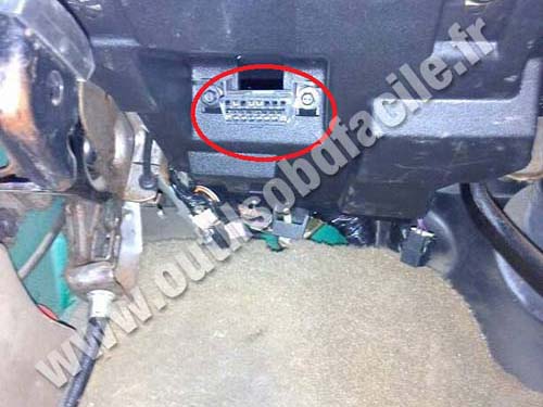 Chevrolet Blazer OBD2 diagnostics port