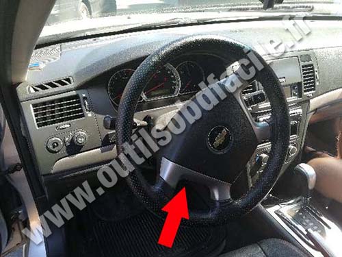 Chevrolet Epica - Steering wheel