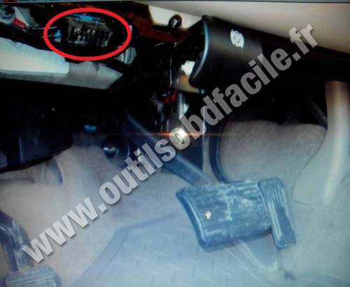 Chevrolet Tahoe GMT800 OBD socket