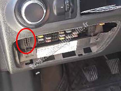 Chevrolet Tornado - OBD socket