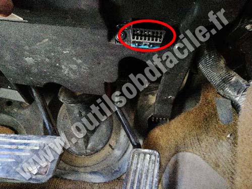 Chevrolet TrailBlazer - OBD port