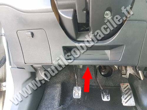 Daihatsu Materia - Pedals