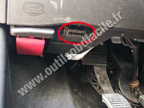 Fiat Egea - OBD port