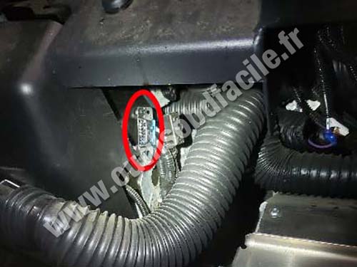 Ford F-59 - OBD port