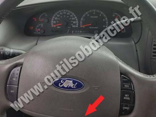 Ford F150 - Steering wheel