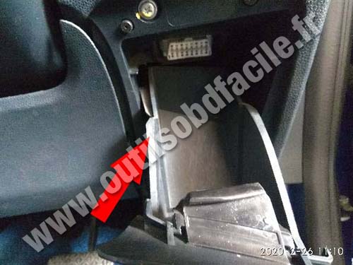 Ford Fiesta - Storage compartment