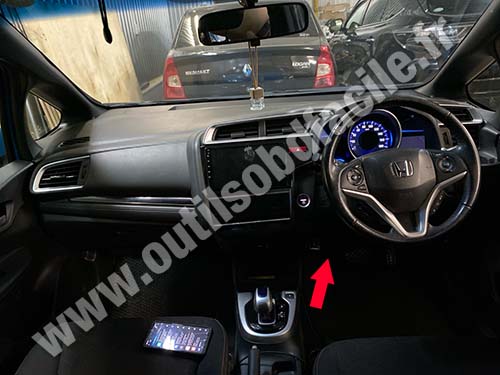 Honda Fit II RHD - Dashboard