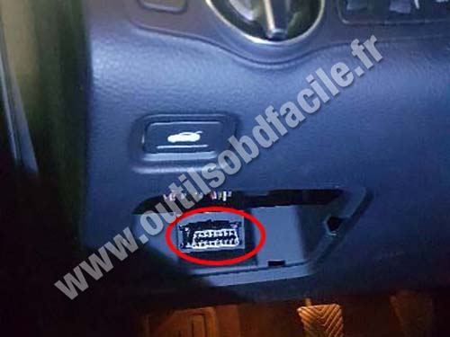 Hyundai I40 - OBD port