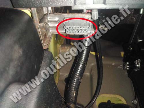 MG3 - OBD plug