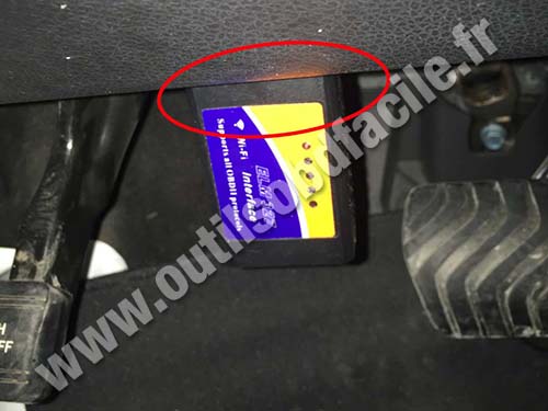 Nissan Rogue - OBD connector