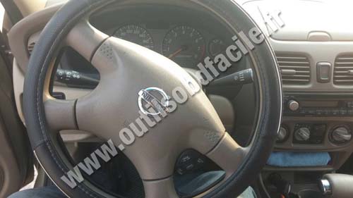 Nissan Sentra - Steering wheel