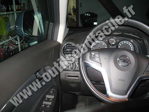 Opel Antara Dashboard