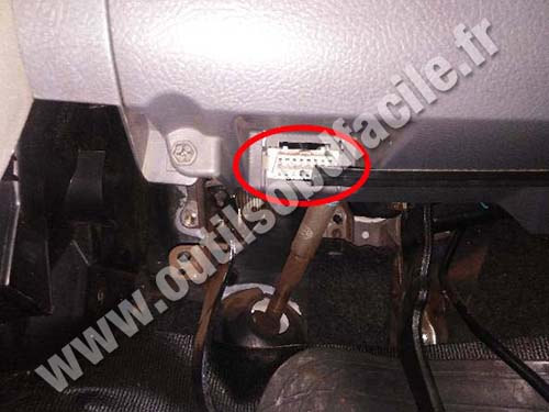 Perodua Viva - OBD II port