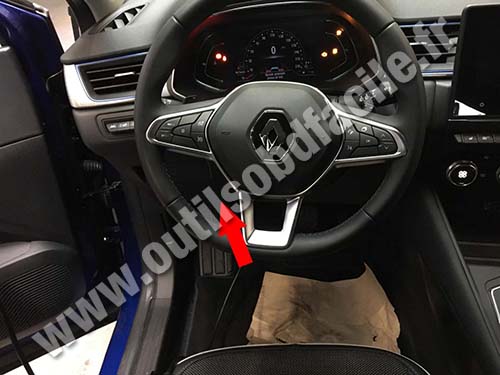 Renault Captur - Pedals