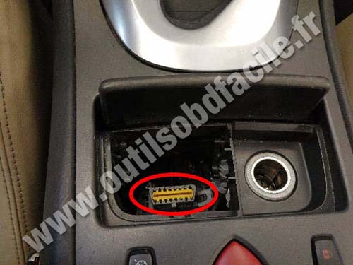 Renault Vel Satis - OBD plug