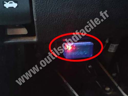 Ssangyong  Rexton W - OBD socket