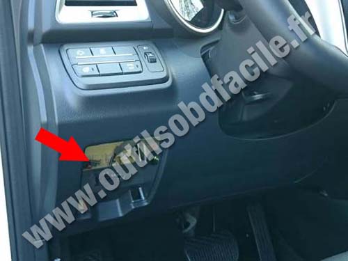 Ssangyong Tivoli - Plastic cover