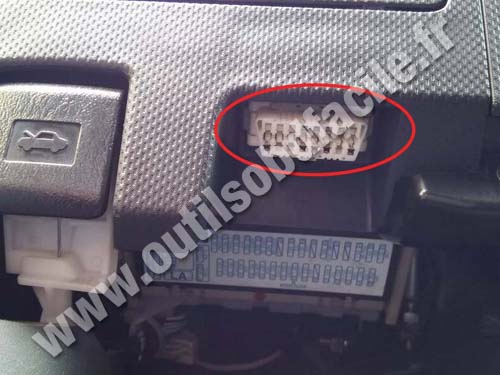 Toyota Urban Cruiser - OBD Connector