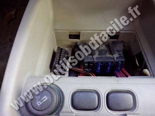 Vaz 1117 OBD2 port