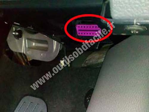 Volkswagen Sharan - OBD port