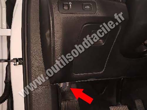 Volvo XC90 - Pedals